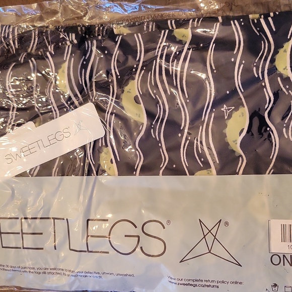 SWEETLEGS Lochness pattern - Picture 2 of 4